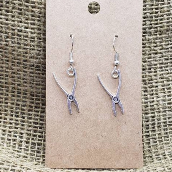 plier earrings - Picture 3 of 4